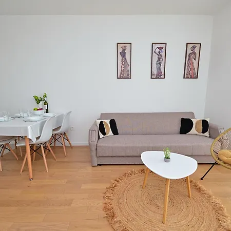 Apartment Iva *